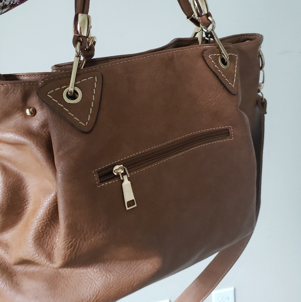 Handbag - Picture 2 of 4
